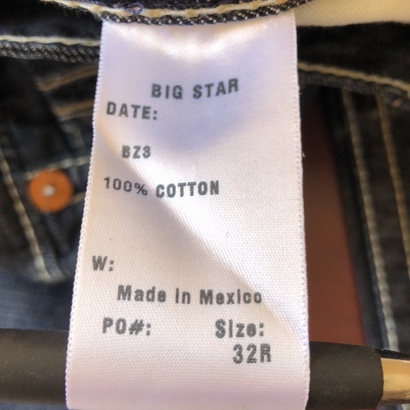 NWT Union Vintage Look/Distressed Denim Jeans, Thick Stitch Embroidered - Picture 5 of 5